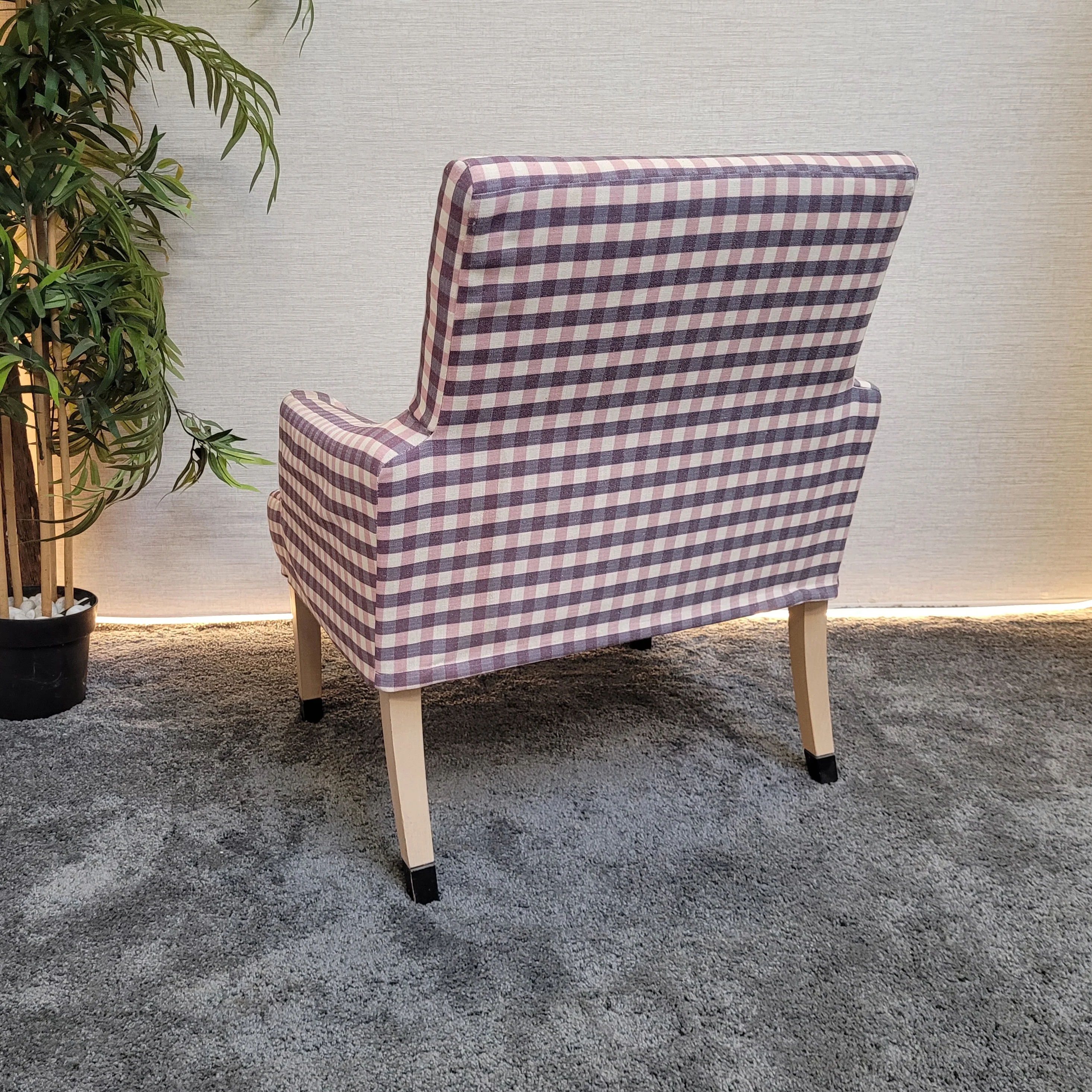 Gepolsterter Sessel kariert mit Holzbeinen gebraucht - Image 4