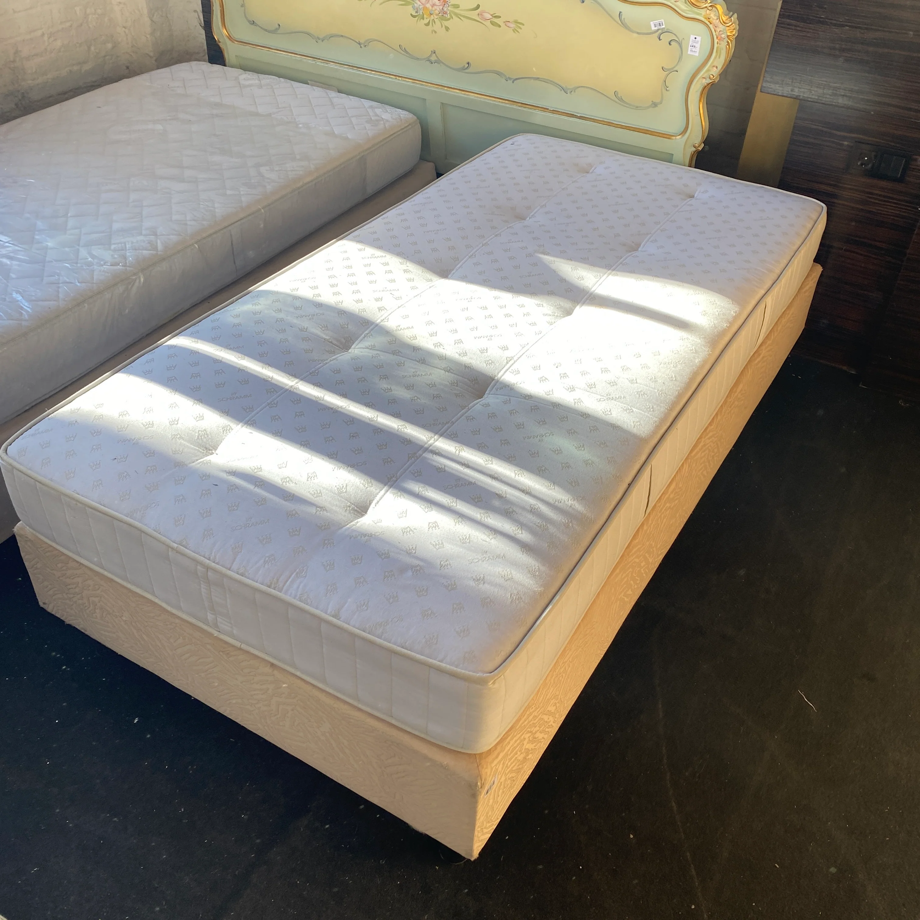 Boxspringbett 90x200 creme mit Matratze Bett gebraucht - Image 2