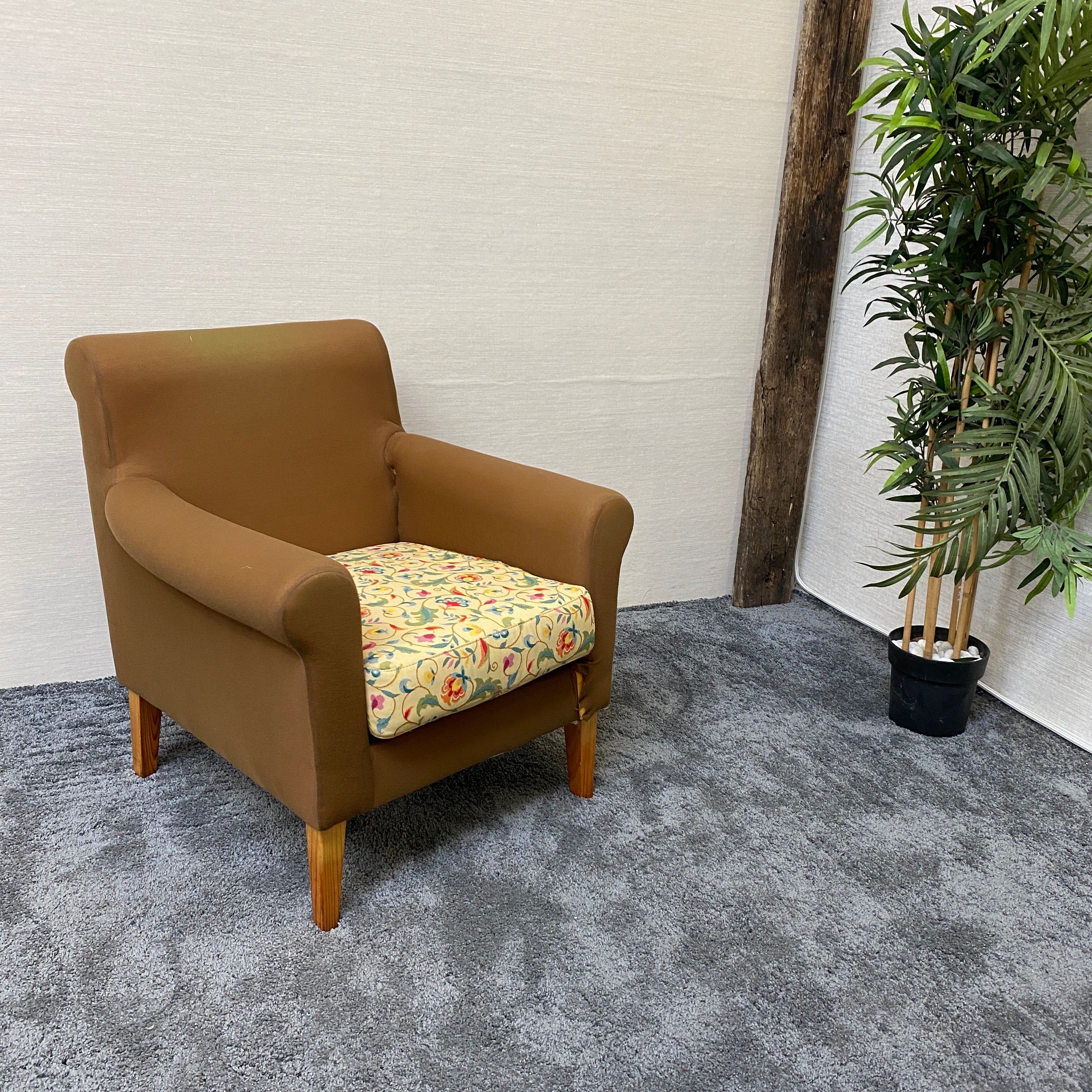 Gemütlicher Sessel mit floralem Retro-Design gebraucht - Image 6