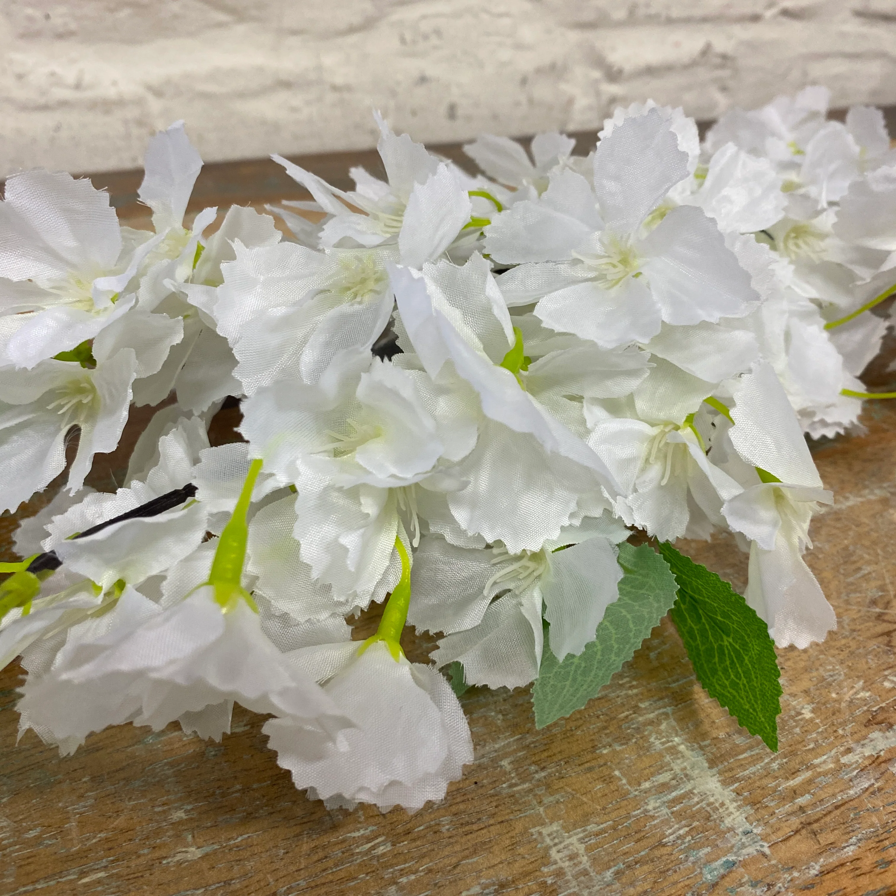 Kunstblume Kirschblüte hell weiß Kunststoff Zweig Deko - Image 3