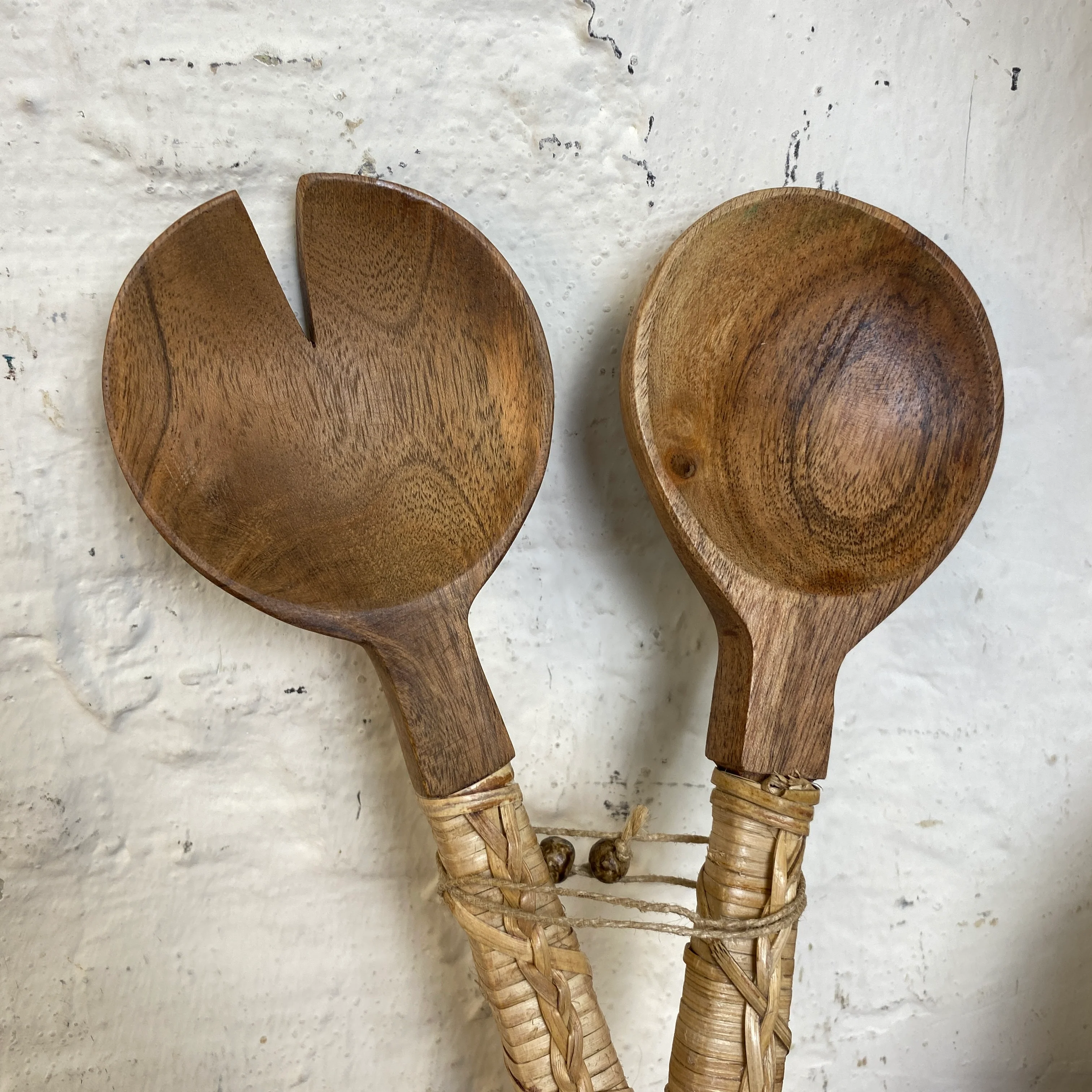 Salatbesteck braun Akazienholz 30cm Löffel & Gabel 2er Set - Image 3
