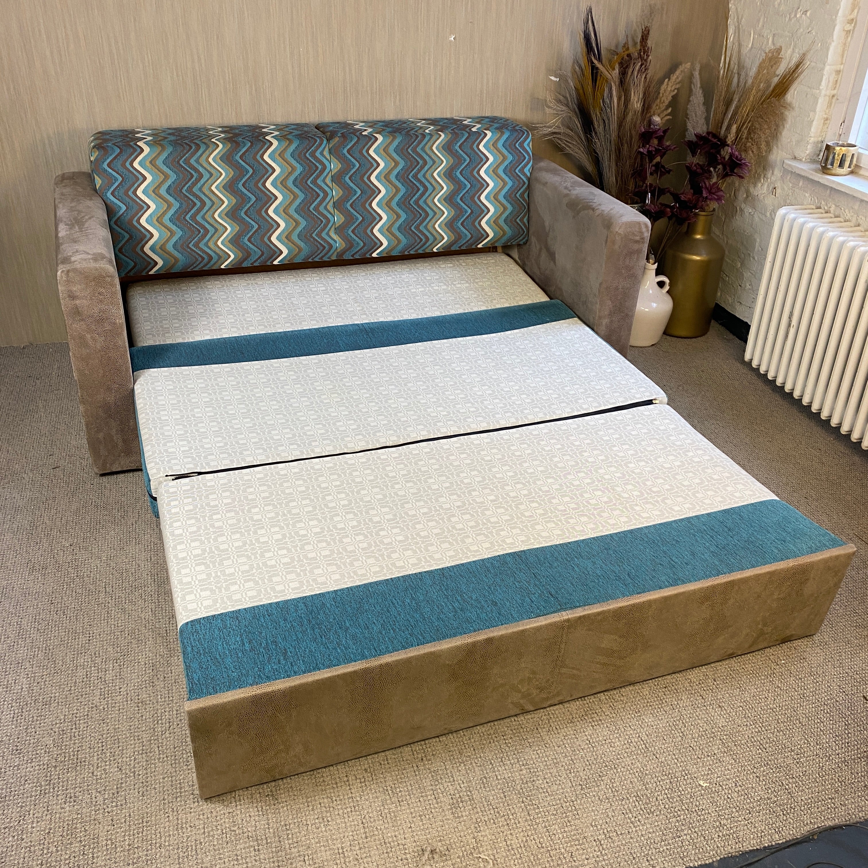 Schlafsofa mit Wildlederimitat 2 Sitzer Couch – Sofa gebraucht - Image 8