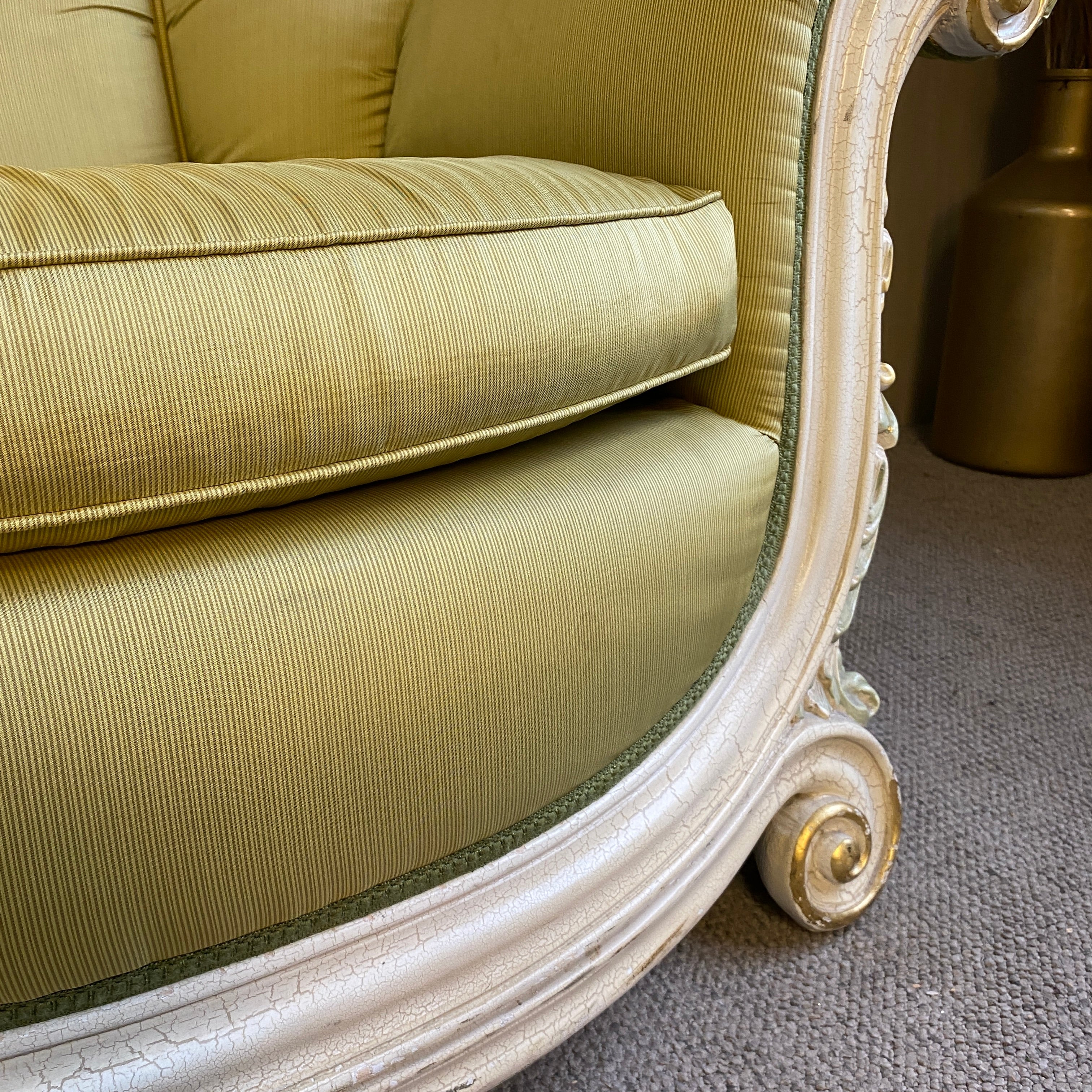Barock Sessel Grün mit Holzschnitzereien – Opulenter Vintage Polstersessel gebraucht - Image 5