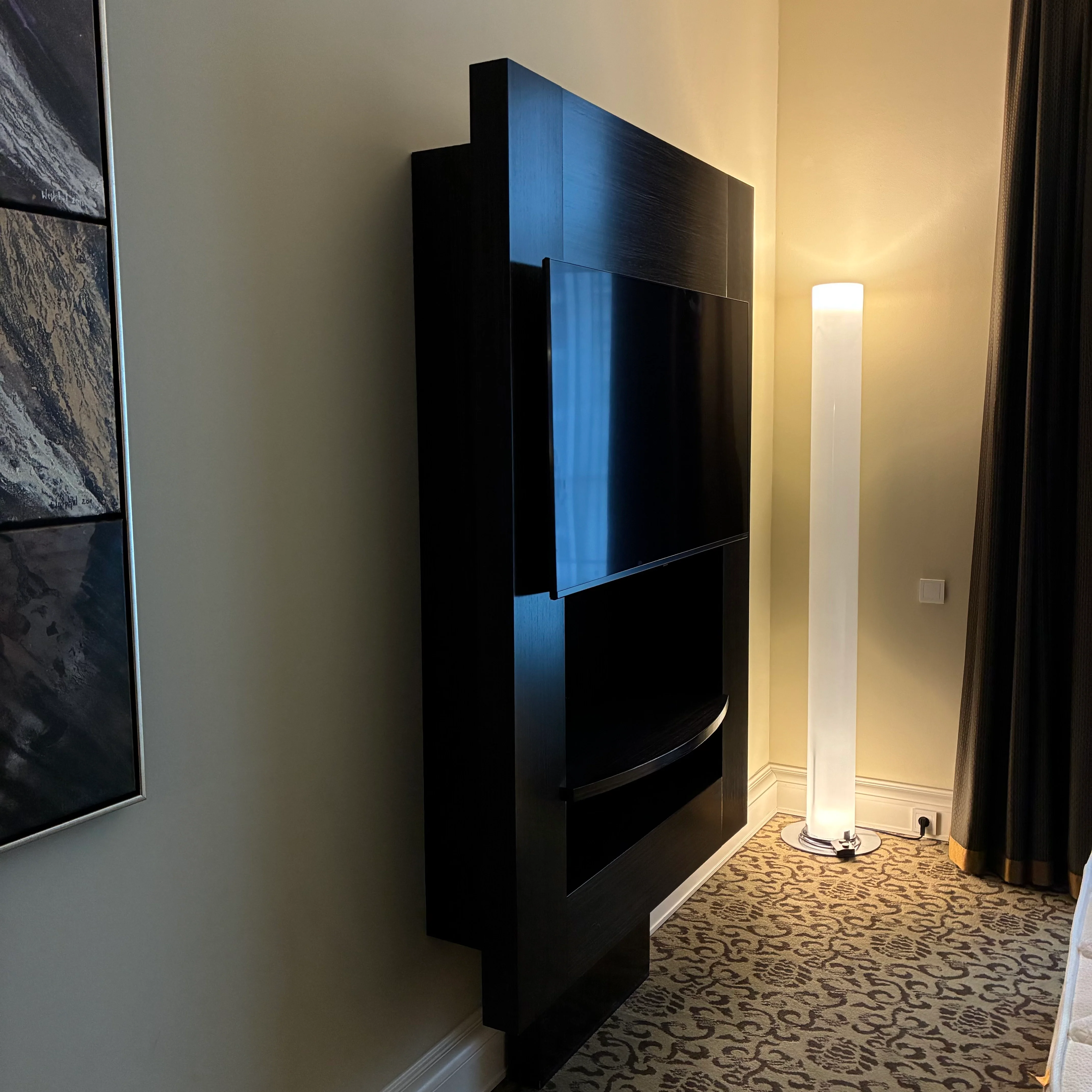 TV-Wandmöbel rechteckig Wenge - Atlantic Hotel Hamburg - gebraucht - Image 3