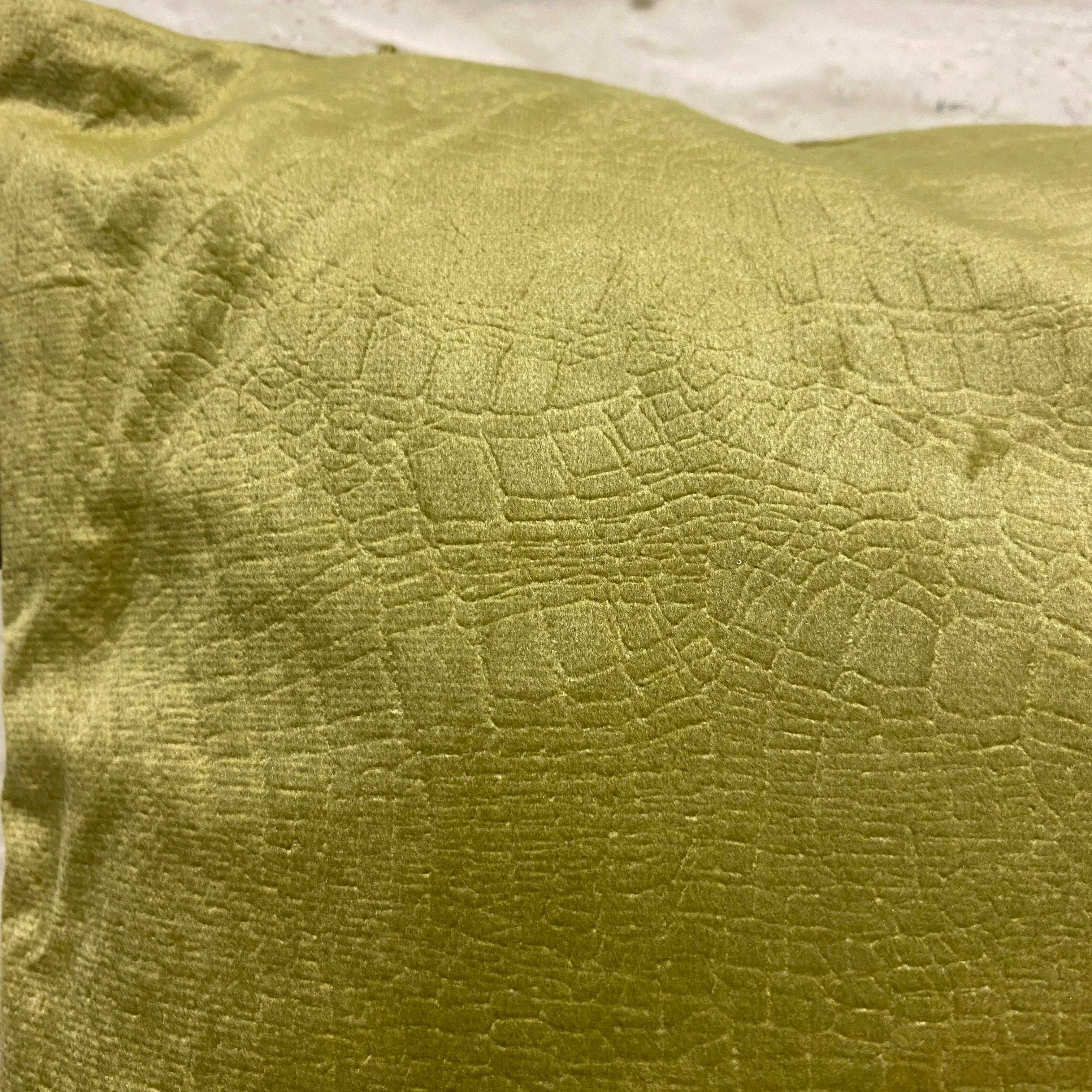 Unique Living Gigi Zierkissen oliv grün Reptil Struktur Dekokissen 45x45 Neuware - Image 4
