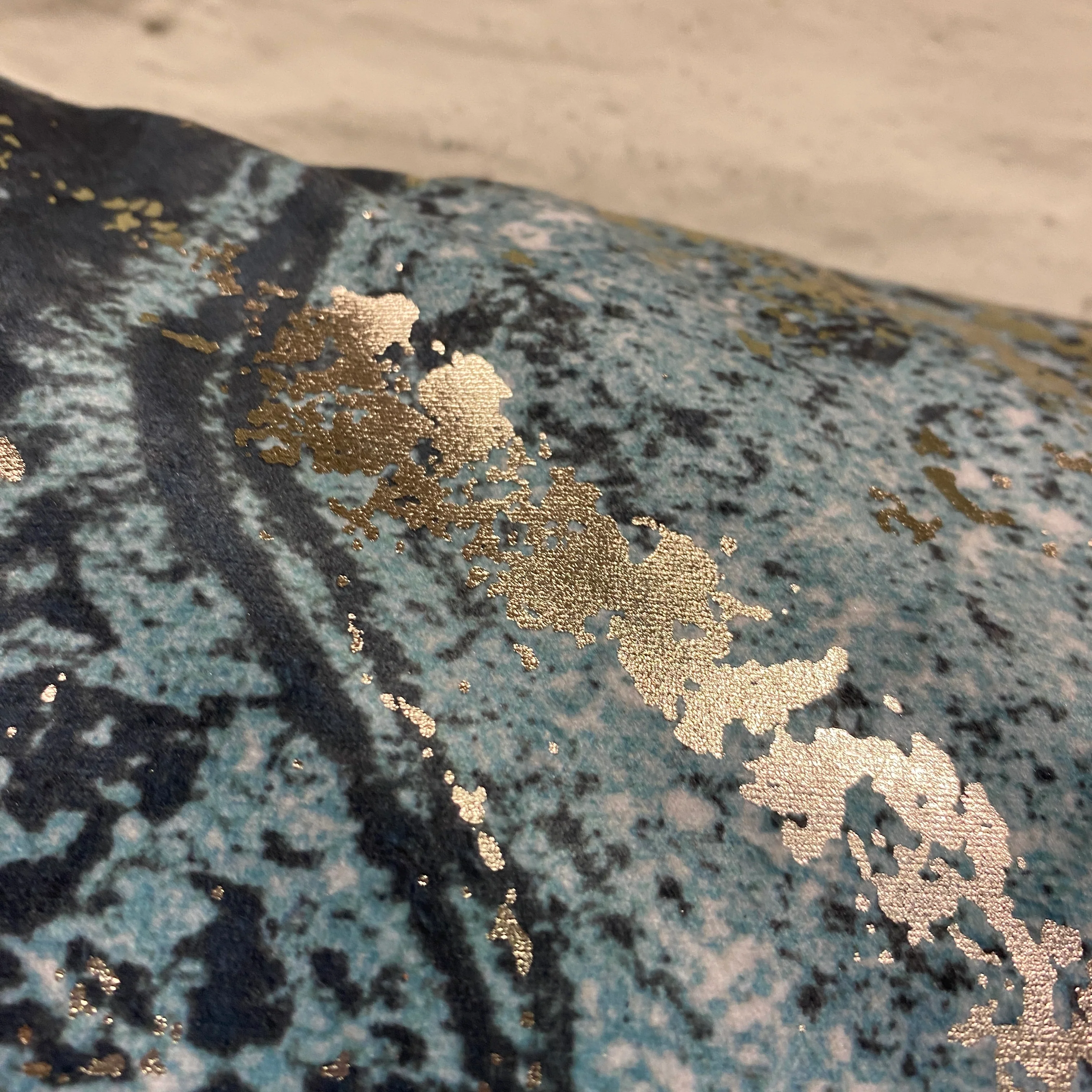 Unique Living Vince Zierkissen blau gold Marmor Dekokissen 45x45 Neuware - Image 4