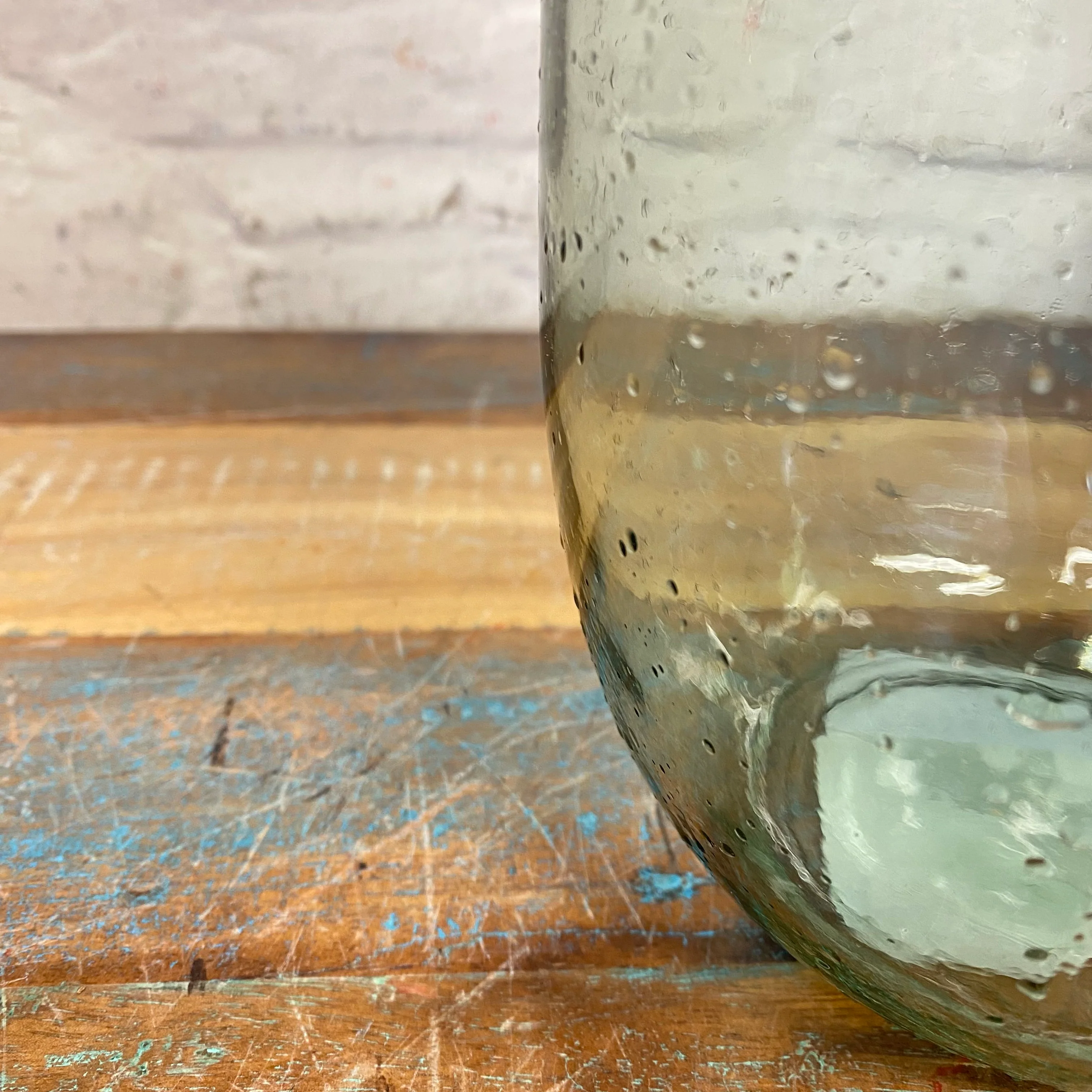 Greensboro Flaschenvase recyceltes Glas hellgrün 40cm Vase - Image 5