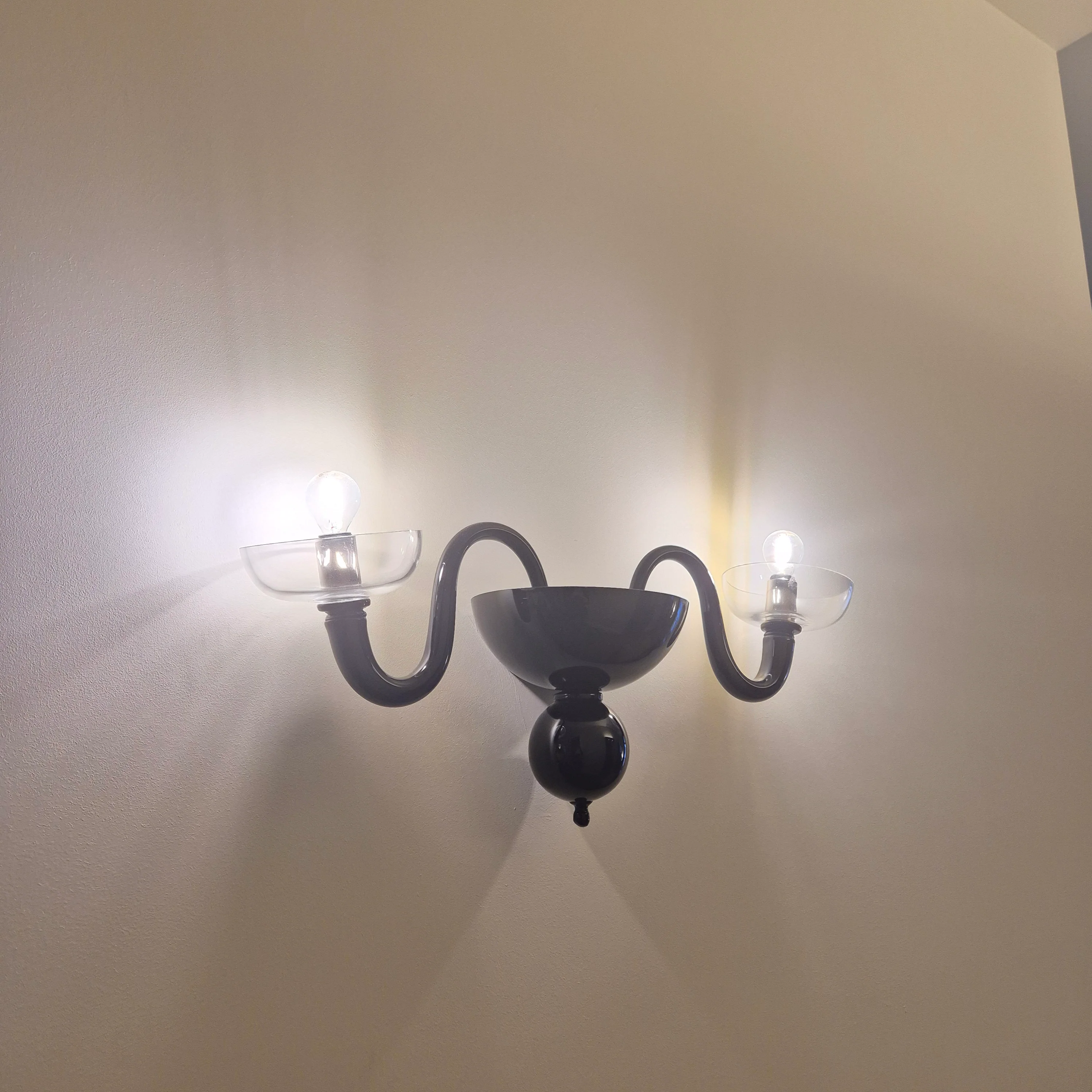 Voltolina Murano Glas Wandlampe zweiflammig schwarz Hotel Atlantic Hamburg gebraucht Lampe - Image 4