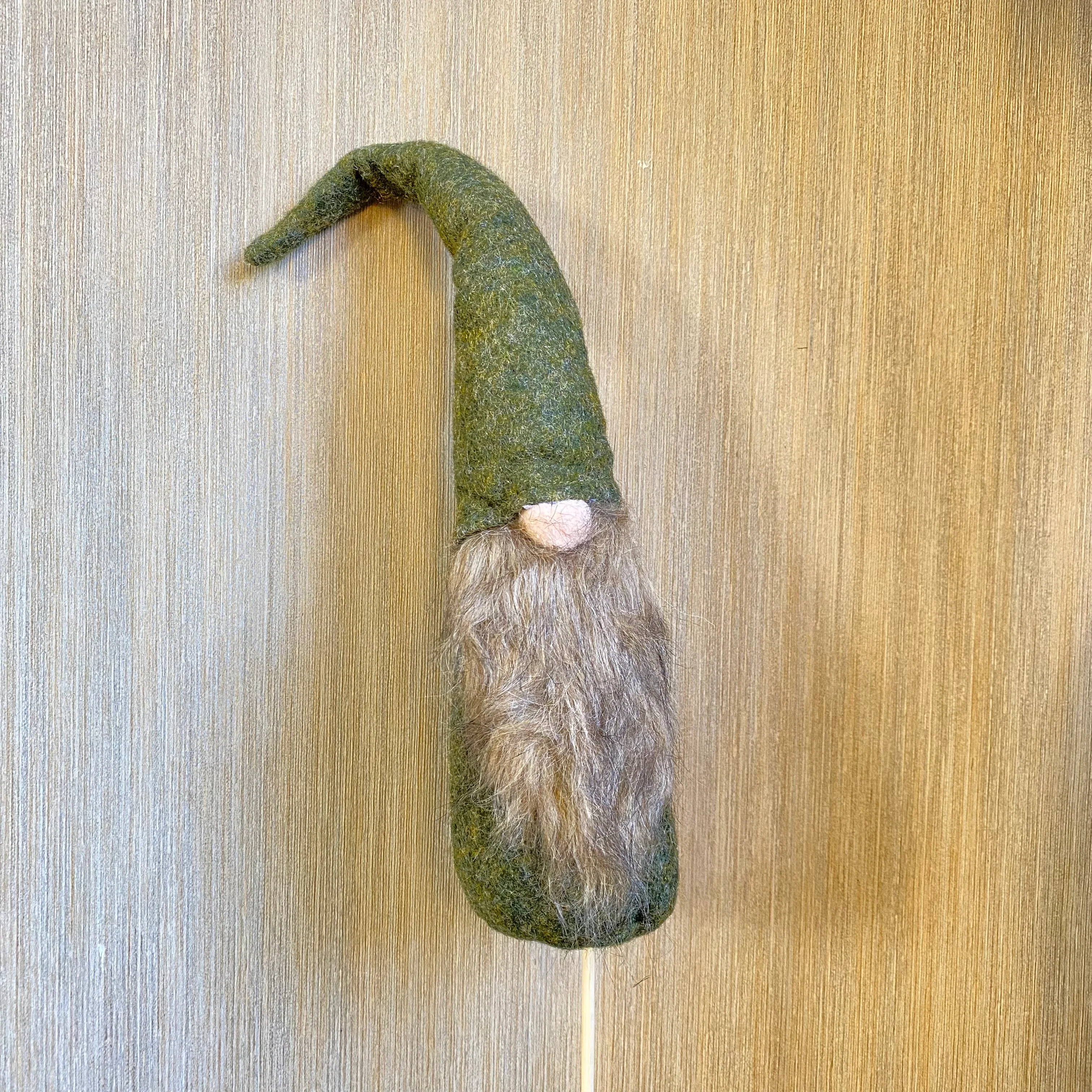 Zwerg am Stock Stoff Figur grün Deko 95cm